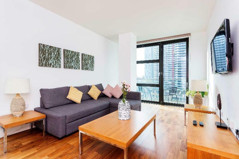 Oyo Home 30336 Discovery Dock New 2 Bed London Ngoại thất bức ảnh